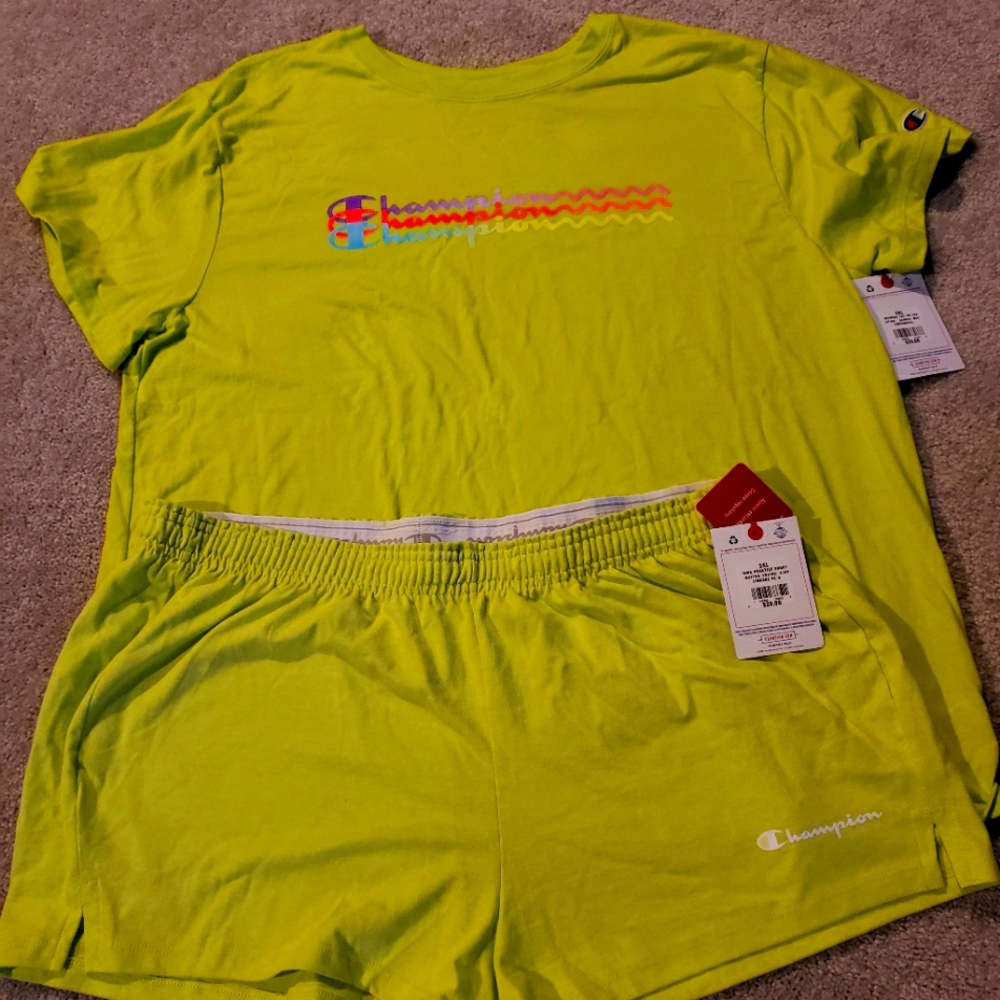 Champion Authentic Athleticwear Women Shorts & T-Shirt Set Size 2XL NWT!